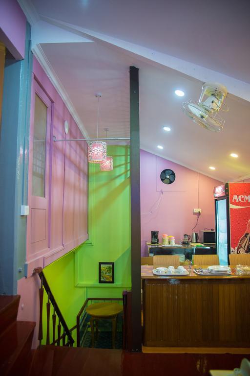 The Sat Yangon Hostel Exterior photo