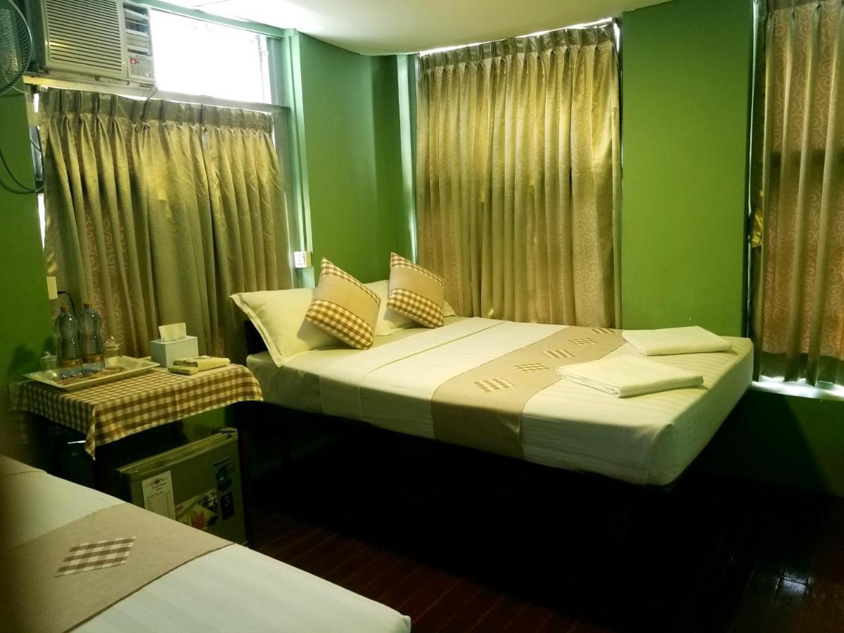 The Sat Yangon Hostel Exterior photo